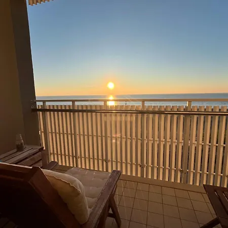 Fronte Mare Con Terrazzo E Parcheggio Privato *